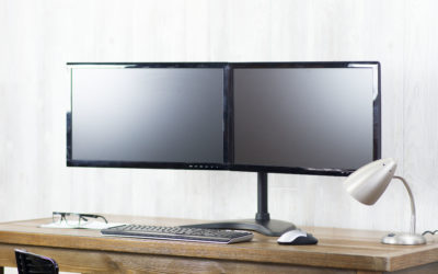 Améliorez votre productivité avec une configuration à deux écrans.